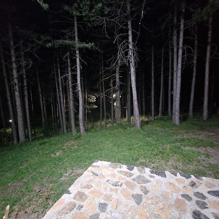 Vila Bujtinat Skenderi Gjinar 2 Exteriér fotografie